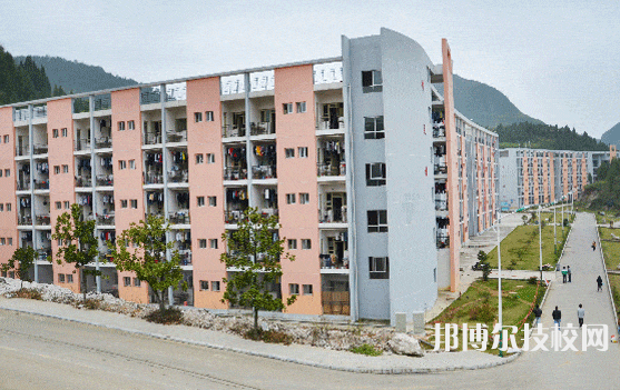 貴州2022年初中畢業(yè)上中專學(xué)校好不好