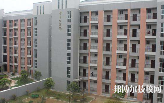 貴州2022年初中畢業(yè)可以讀什么中專學(xué)校