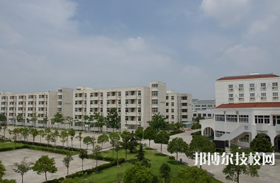 貴州2022年初中畢業(yè)可以去的中專學校