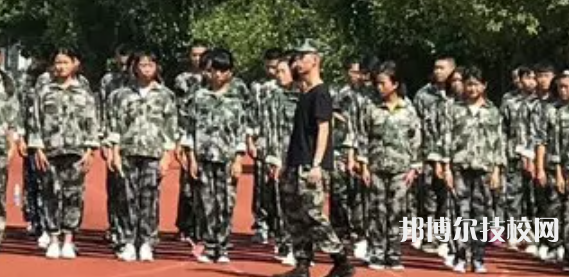 遂寧鴻圖電子電路技術(shù)職業(yè)學(xué)校2022年報(bào)名條件、招生要求、招生對(duì)象