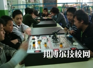 西安市勞動技術(shù)學(xué)校2022年報名條件、招生要求、招生對象
