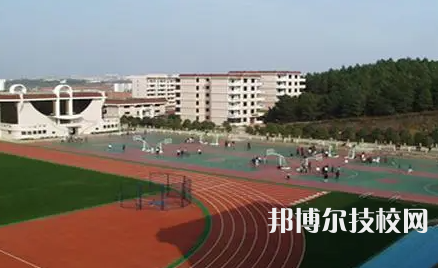 貴州2022年初中生上什么中專