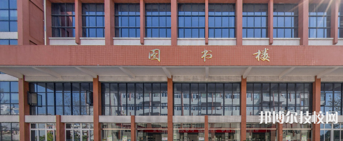 四川省閬中師范學(xué)校2022年報(bào)名條件、招生要求、招生對(duì)象