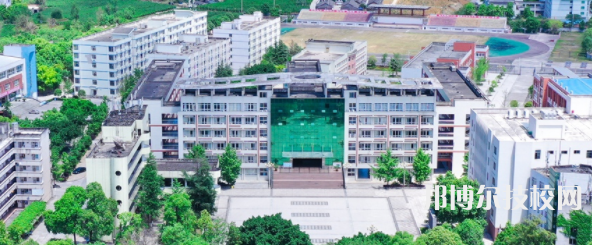 四川省閬中師范學(xué)校2022年有哪些專業(yè)