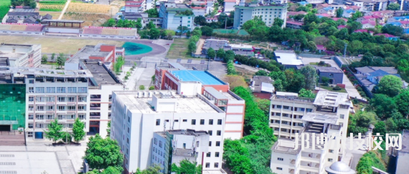 四川省閬中師范學(xué)校怎么樣、好不好