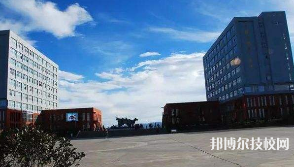 貴州工貿(mào)職業(yè)學(xué)院(中職部)2022年報名條件、招生要求、招生對象
