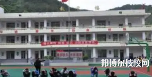 達(dá)州萼山職業(yè)技術(shù)學(xué)校2022年招生錄取分?jǐn)?shù)線