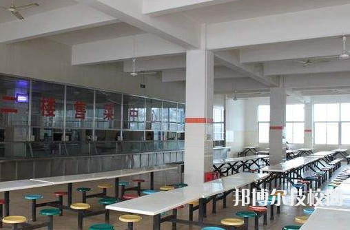 貴州2022年中專學(xué)校什么學(xué)歷