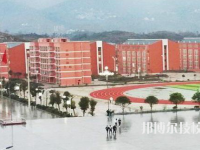 貴州2022年中專學校和中專有哪些區(qū)別