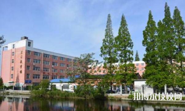 陜西機(jī)械工人技術(shù)學(xué)校2022年報(bào)名條件、招生要求、招生對象