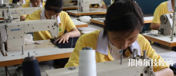 眉山市電子職業(yè)技術(shù)學(xué)校2022年學(xué)費(fèi)、收費(fèi)多少