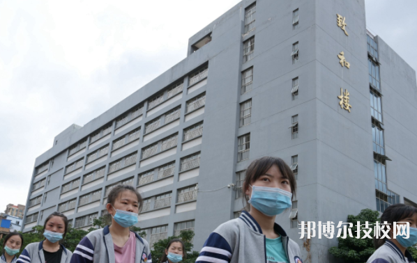 貴州2022年上中專學(xué)校要分?jǐn)?shù)嗎