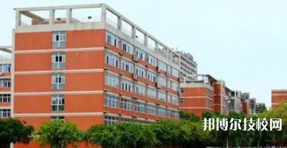 四川省德陽市旅游職業(yè)學校2022年宿舍條件