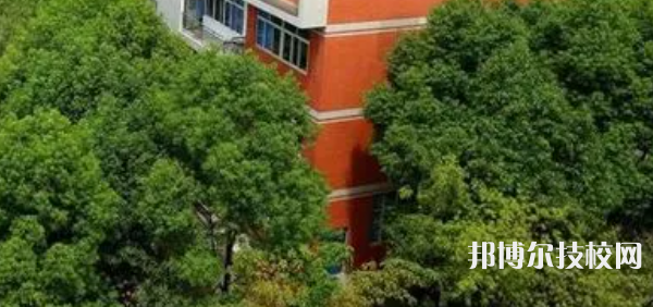 四川省德陽市旅游職業(yè)學校地址在哪里