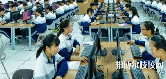 四川2022年讀計(jì)算機(jī)學(xué)校有哪些專業(yè)