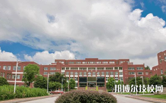 貴州2022年男生讀中專學(xué)校學(xué)什么專業(yè)好