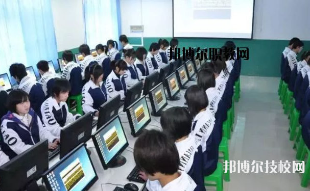 邯鄲第二職業(yè)中學2022年招生辦聯(lián)系電話