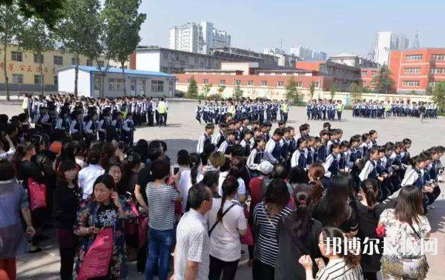 邯鄲第二職業(yè)中學怎么樣、好不好