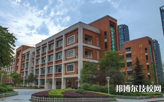 貴州2022年高中畢業(yè)上中專學(xué)校好嗎