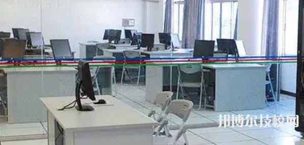 四川2022年計(jì)算機(jī)學(xué)校里面有哪些專業(yè)
