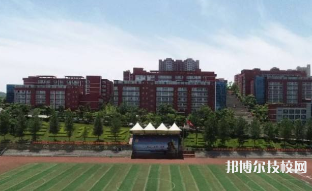 貴州2022年中專學(xué)?？梢钥即髮W(xué)嗎