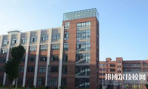 貴州2022年中專有什么專業(yè)適合男孩子