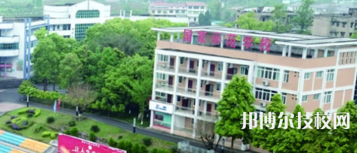 四川2022年計(jì)算機(jī)學(xué)校一般讀幾年