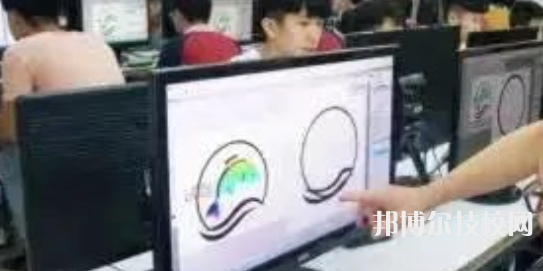 四川2022年適合男生的計(jì)算機(jī)學(xué)校專(zhuān)業(yè)