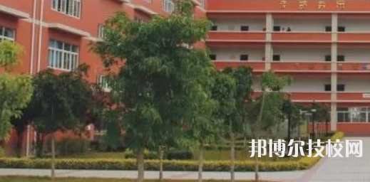 四川2022年初中生可以讀計(jì)算機(jī)學(xué)校嗎
