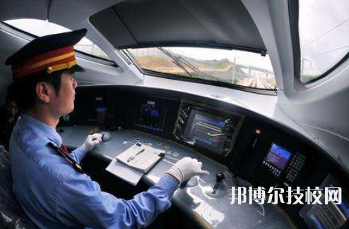浙江2022年初中生可以上什么軌道交通學(xué)校