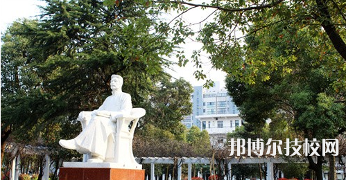 江蘇2022年初中畢業(yè)報(bào)什么中專(zhuān)學(xué)校最好