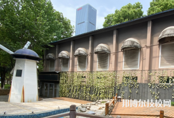 武漢城市英才技工學(xué)校