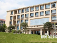 重慶2022年女孩子中專學(xué)什么專業(yè)好找工作
