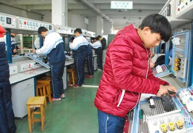 重慶2022年中專(zhuān)生好找工作嗎