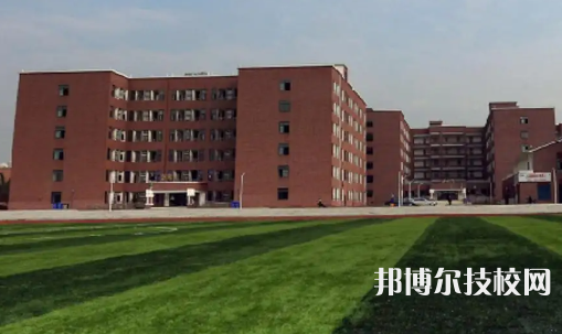 重慶2022年中專和技校一樣嗎