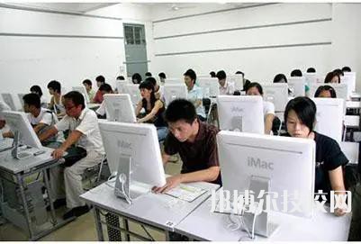 成都2022年初中生學(xué)計(jì)算機(jī)學(xué)校怎么樣
