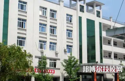 四川2022年哪個(gè)職業(yè)技術(shù)計(jì)算機(jī)學(xué)校好