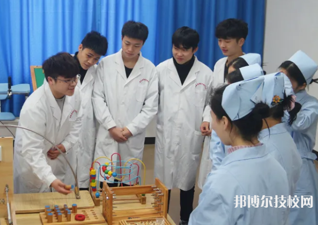 重慶2022年中專職高護理學校哪個好