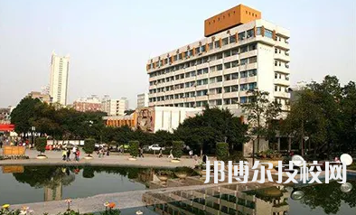 重慶2022年哪家職業(yè)技術(shù)護理學(xué)校好