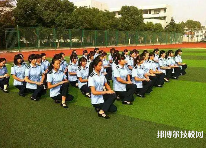 河北2022年職高好還是中專學(xué)校好