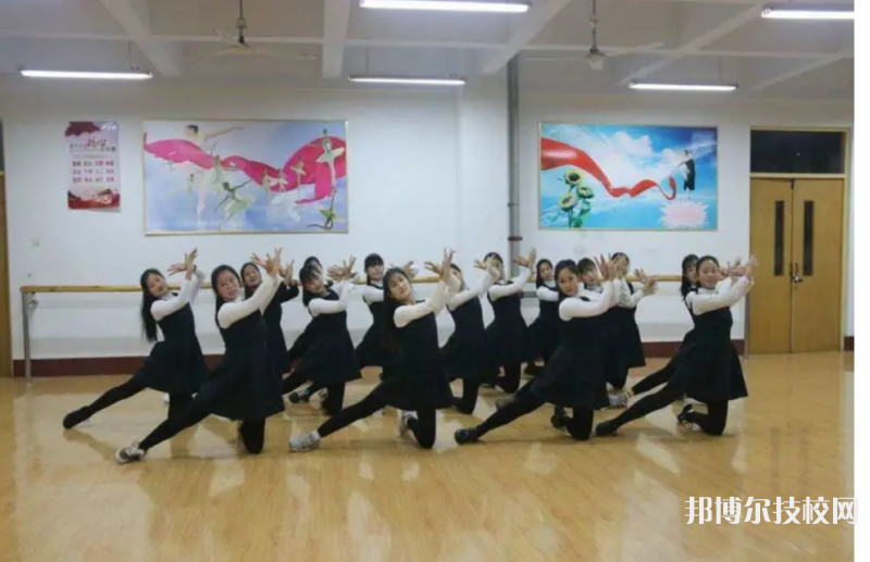  河北2022年中專學(xué)校有什么專業(yè)比較好