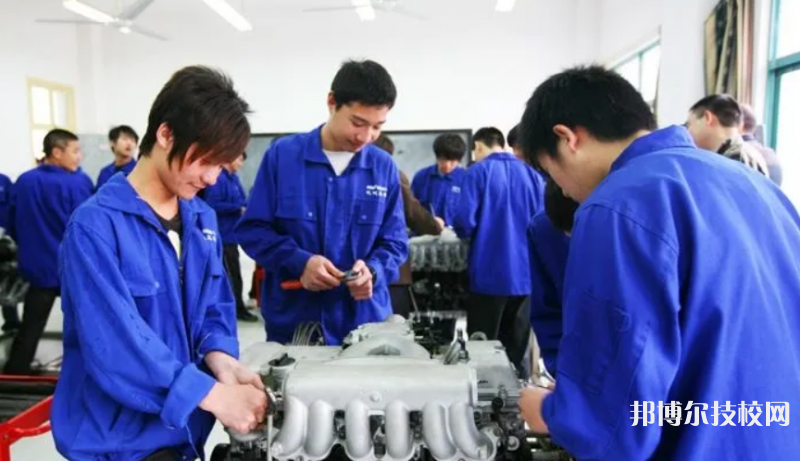  河北2022年中專學(xué)校都有什么專業(yè)好