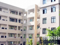 重慶輕工業(yè)技工學(xué)校怎么樣、好不好