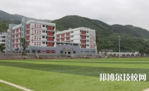 重慶武隆區(qū)職業(yè)教育中心2023年報名條件、招生要求、招生對象