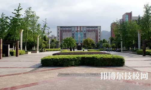 重慶南川隆化職業(yè)中學(xué)校2023年學(xué)費(fèi)、收費(fèi)多少