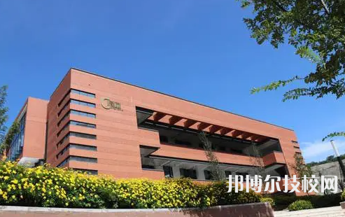 涼山衛(wèi)生學(xué)校2023年地址在哪里