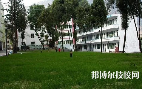 四川天全職業(yè)高級(jí)中學(xué)2023年報(bào)名條件、招生要求、招生對(duì)象