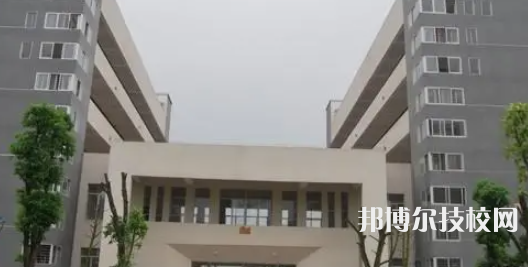 來(lái)賓職業(yè)教育中心學(xué)校2023年招生辦聯(lián)系電話(huà)