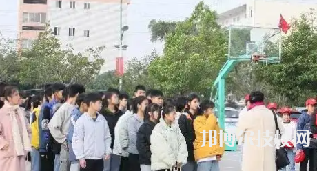 靈山縣職業(yè)中等專業(yè)學校2023年怎么樣、好不好