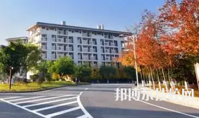 桂林風(fēng)帆旅游學(xué)校2023年有哪些專業(yè)